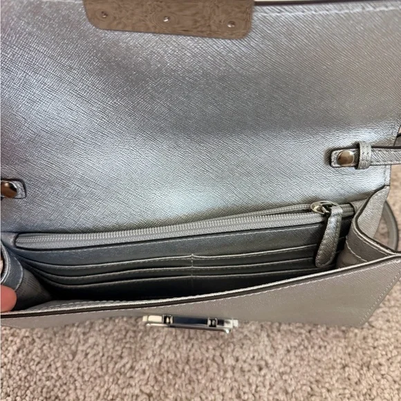 Michael Kors Silver Cynthia Clutch Crossbody Bag - Picture 3 of 4
